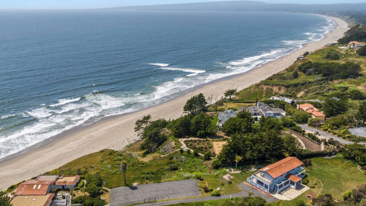 La Selva Beach House | Fantastic 3-bedroom house in La Selva Beach
