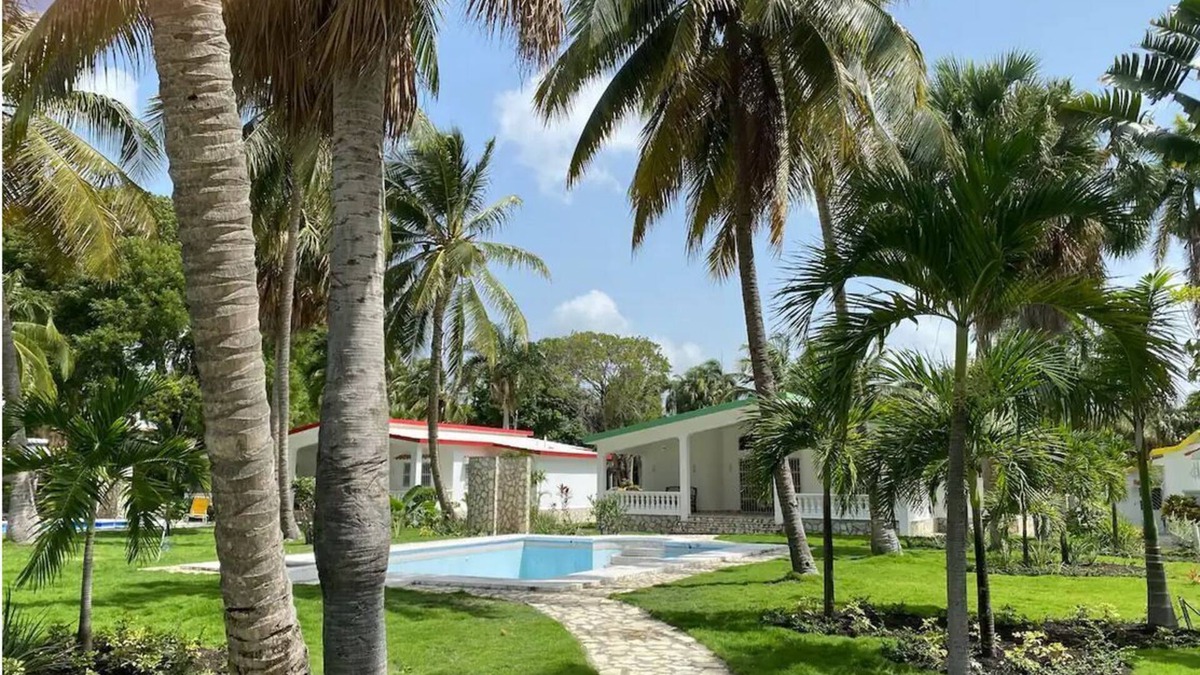 Bocacanasta House | Fantastic bungalow right on the Caribbean Sea