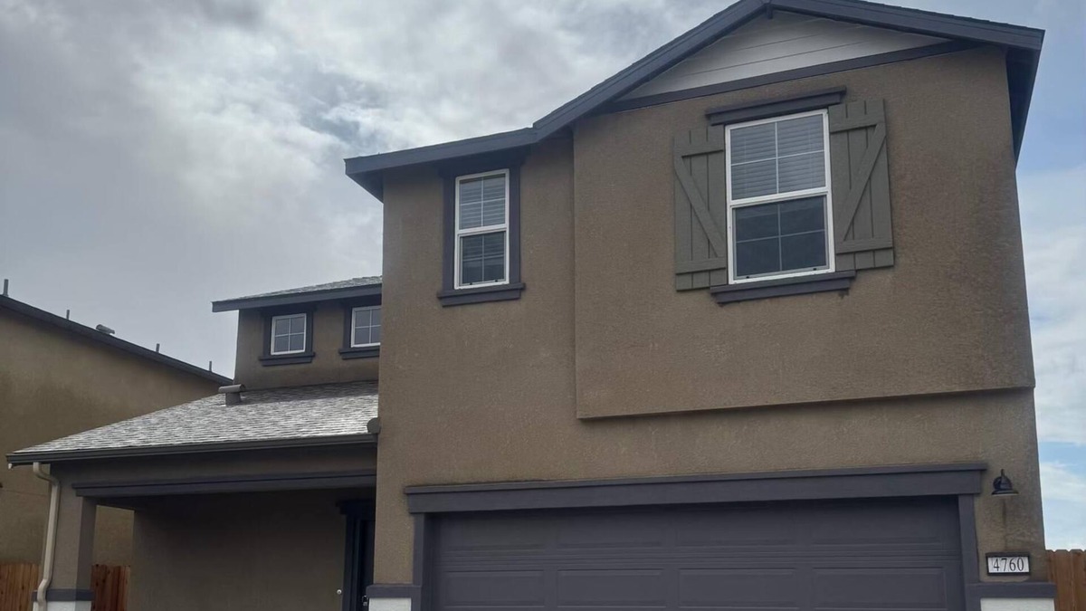 Merced House | Fantastic fully Furnished 3-bedroom house with AC in Merced