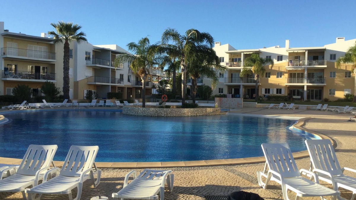 Alvor Apartment | Fantastic Ground Floor 2-bed apartment with pool. Close to beach and village