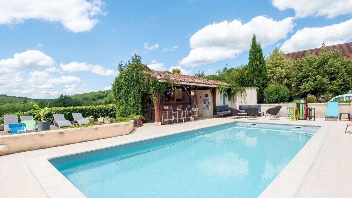 Degagnac House | Fantastic holiday home with jacuzzi