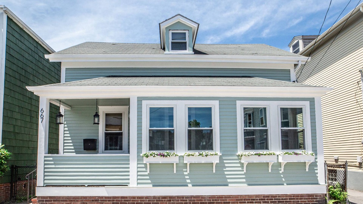 Fifth Ward House | Fantastic home with yard on Thames