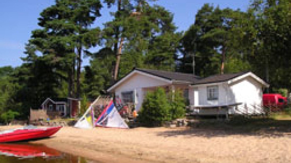 Orby House | Fantastic location at the beach of the lake Öresjö