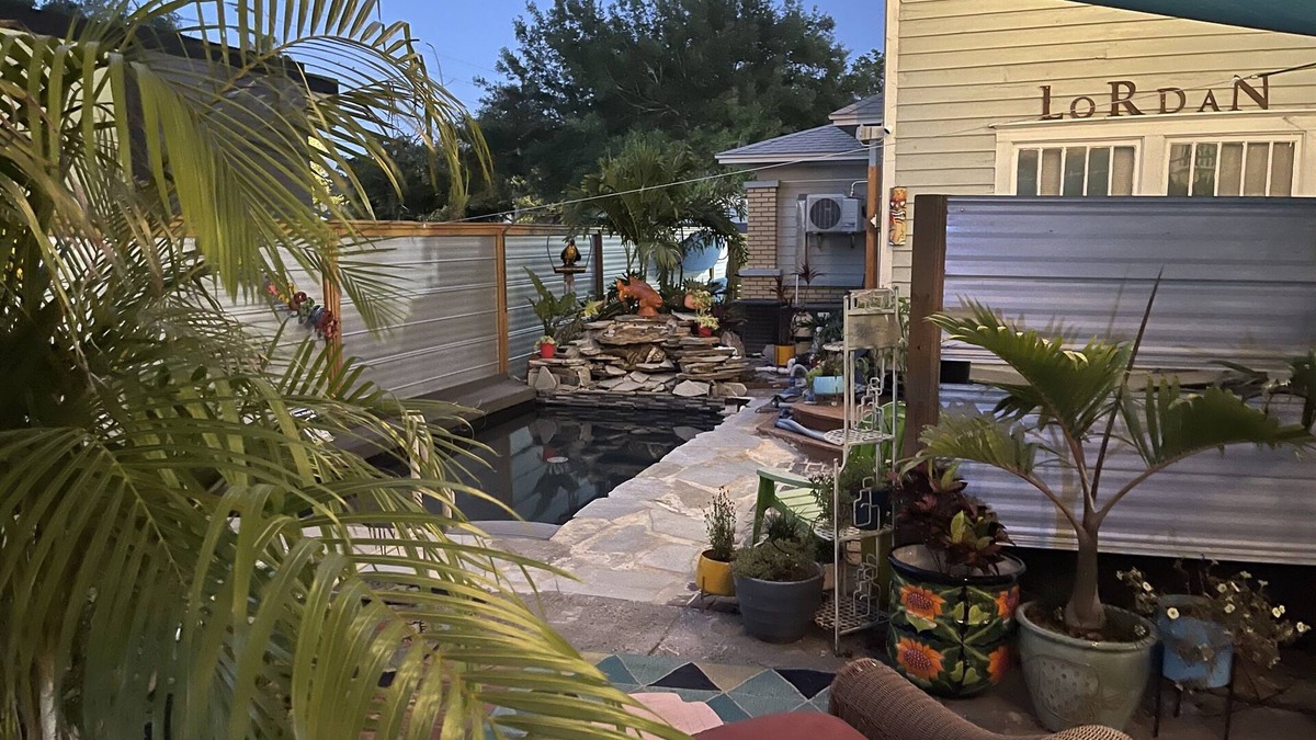 Historic Uptown House | Fantastic location! Close 2 Beach+museums+events + 2 bikes!