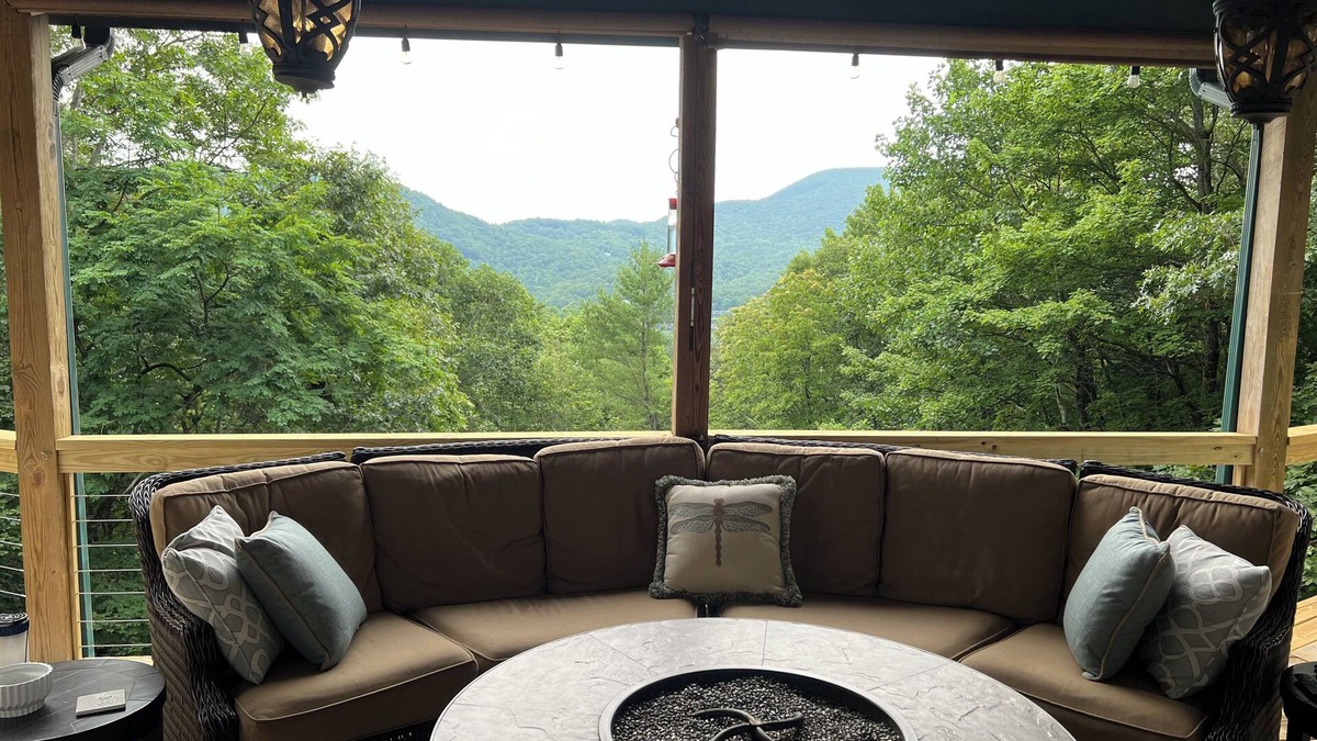 Sky Valley House | Fantastic Mountain View!