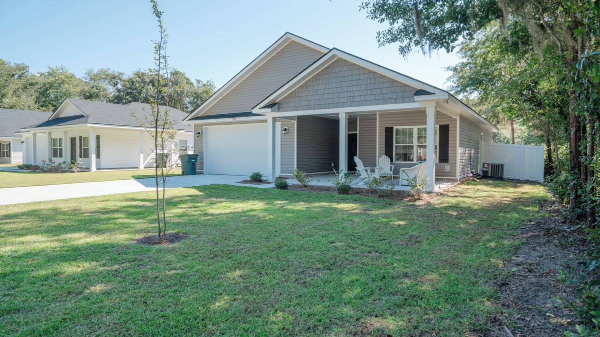 Hinesville House | Fantastic newly built 3-bedroom house in Hinesville