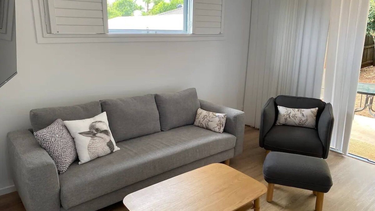 Mullumbimby Apartment | Fantastic views, comfortable beds. Close to Banya Bathhouse Spa & Crystal Castle