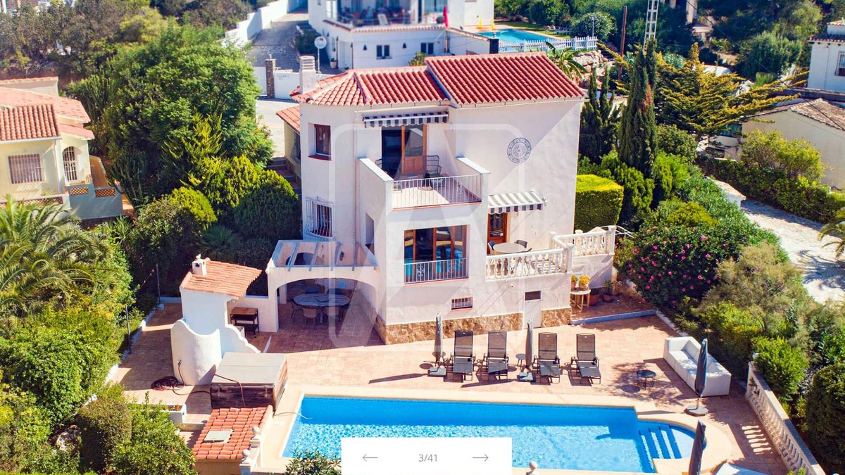 Urbanitzacio la Fustera House | Fantastic villa with sea views, lots of peace and quiet, large pool, close to the beach