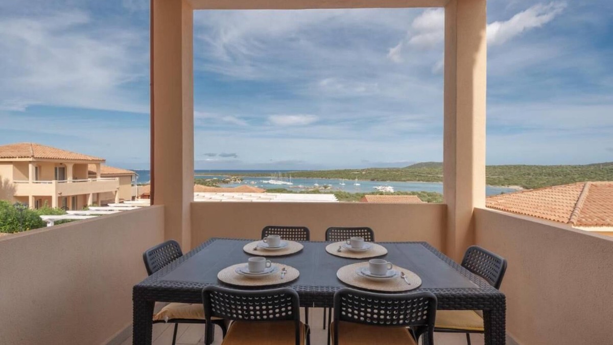 Golfo di Marinella Apartment | fantastico Baia de Bahas Residence one Bedroom four sleeps - child num0883