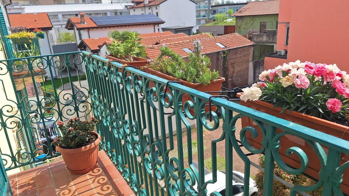 Stazione Apartment | Fantoni Guest House - Central Bergamo - Free Parking - 2 Bedrooms - 2 Bathrooms