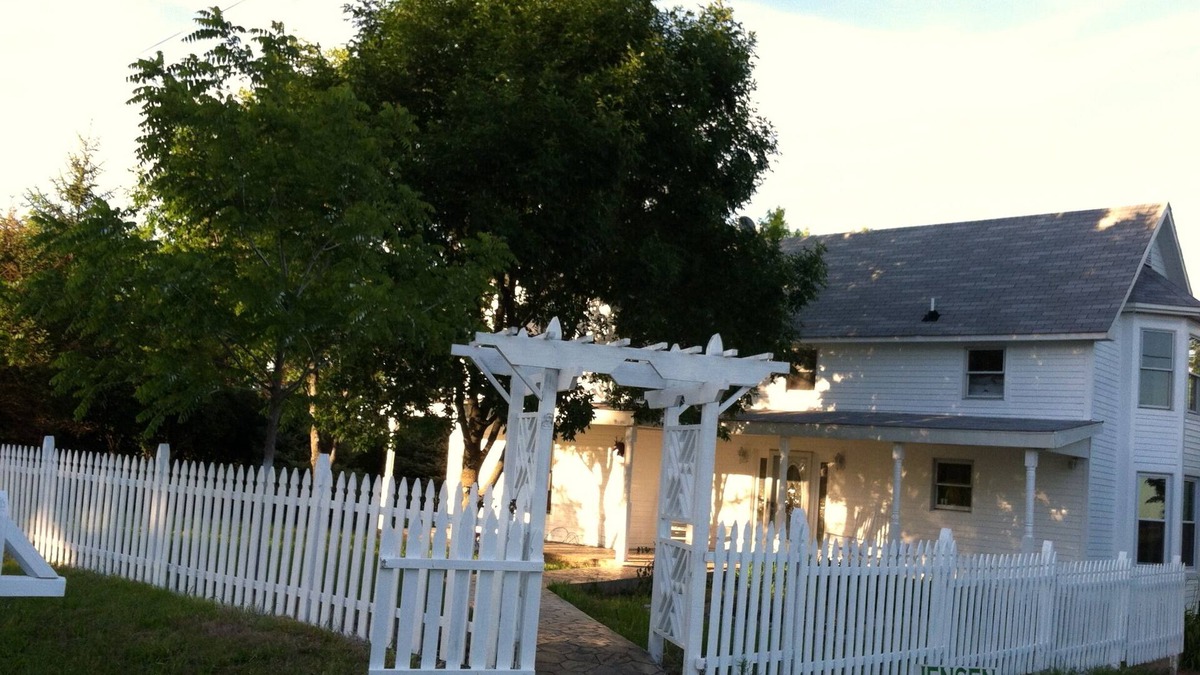 Cameron Other | Far West House: Beautiful turn of the Century Farmhouse, totally re-modeled.