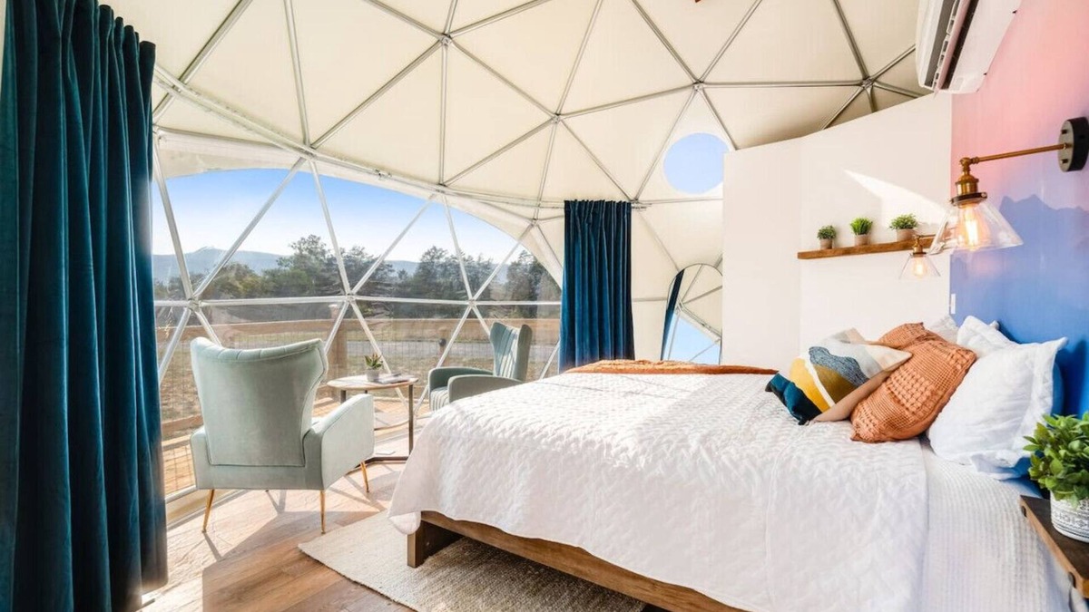 Luray House | Faraway Geodome with Views