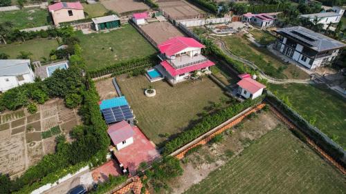 Noida House | Farm House Noida 135