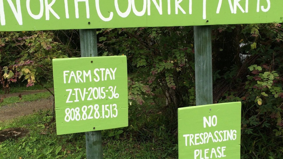 Kilauea House | Farm Stay Cottage on Organic Farm