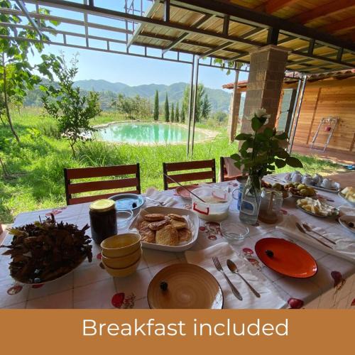 Albania Bed & Breakfast | Farm SuLove