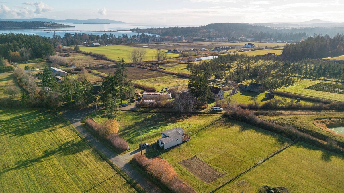Saanichton House | Farm Vista Guesthouse