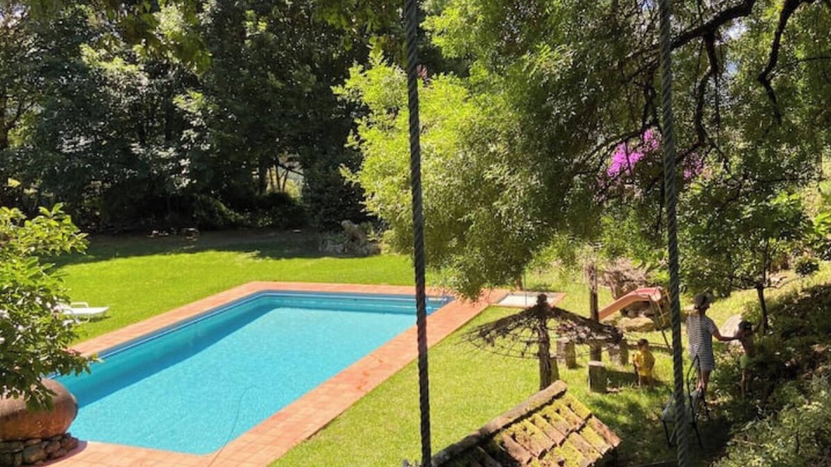 Portela Cottage | Farm with magnificent scenery near Gêres