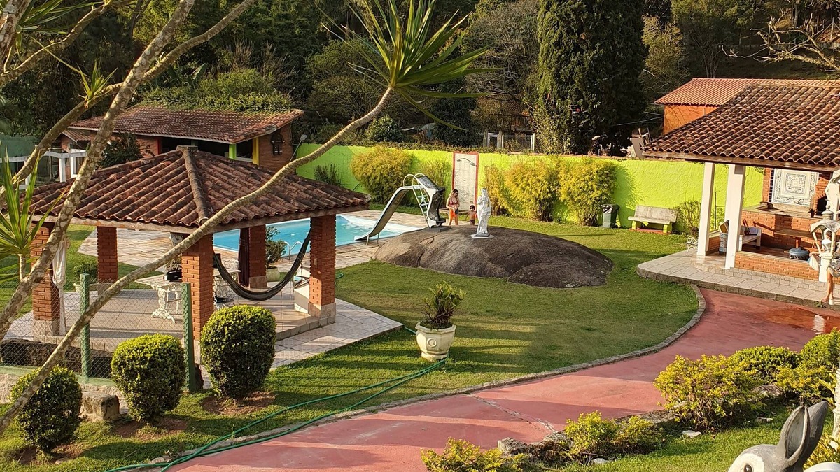 Cotia House | # Farm with swimming pool, soccer field and barbecue