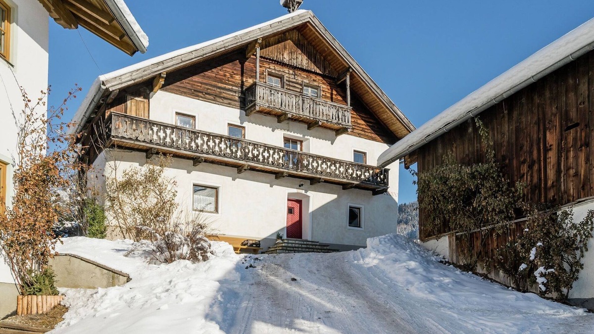 Maschl House | Farmhouse in St. Johann with Sauna & Garden