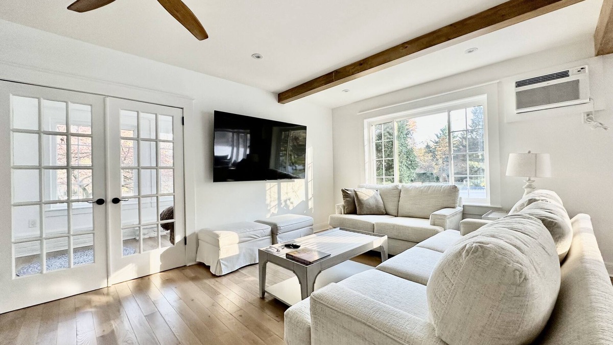 Westport House | Farmhouse 1899: Westport, CT - Minutes to Downtown, family and pet-friendly.