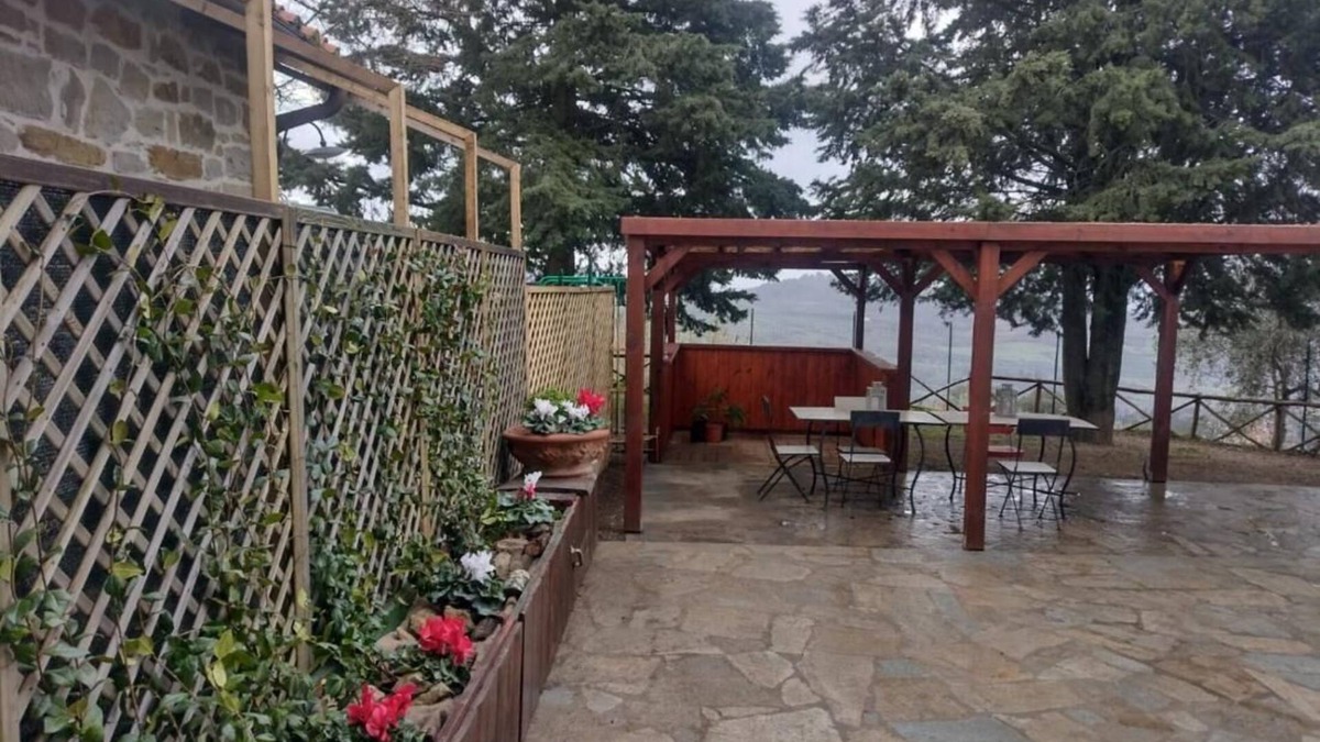 Pelago Apartment | "farmhouse Apartment: La Casa di Polly"