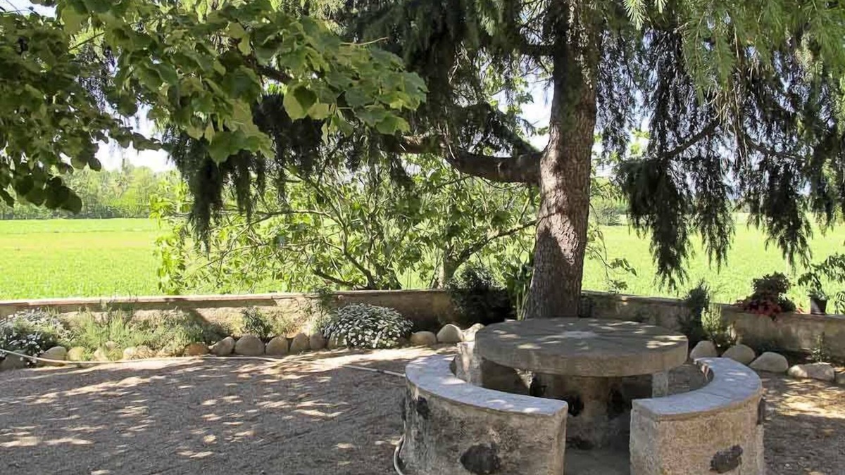 Vilobi d'Onyar House | Farmhouse "Can Riqué" in Vilobí d'Onyar