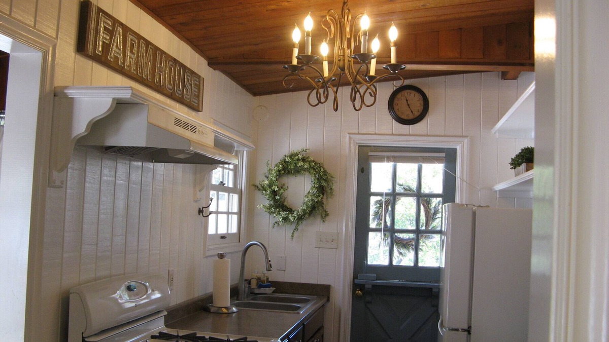 El Cajon Apartment | Farmhouse cottage Retreat with Mountain View’s.