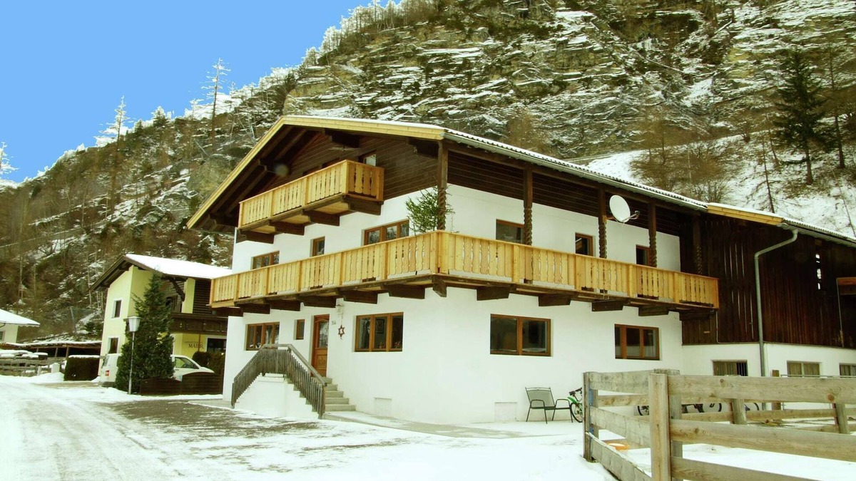Runhof House | Farmhouse in Ötztal near Ski Arena