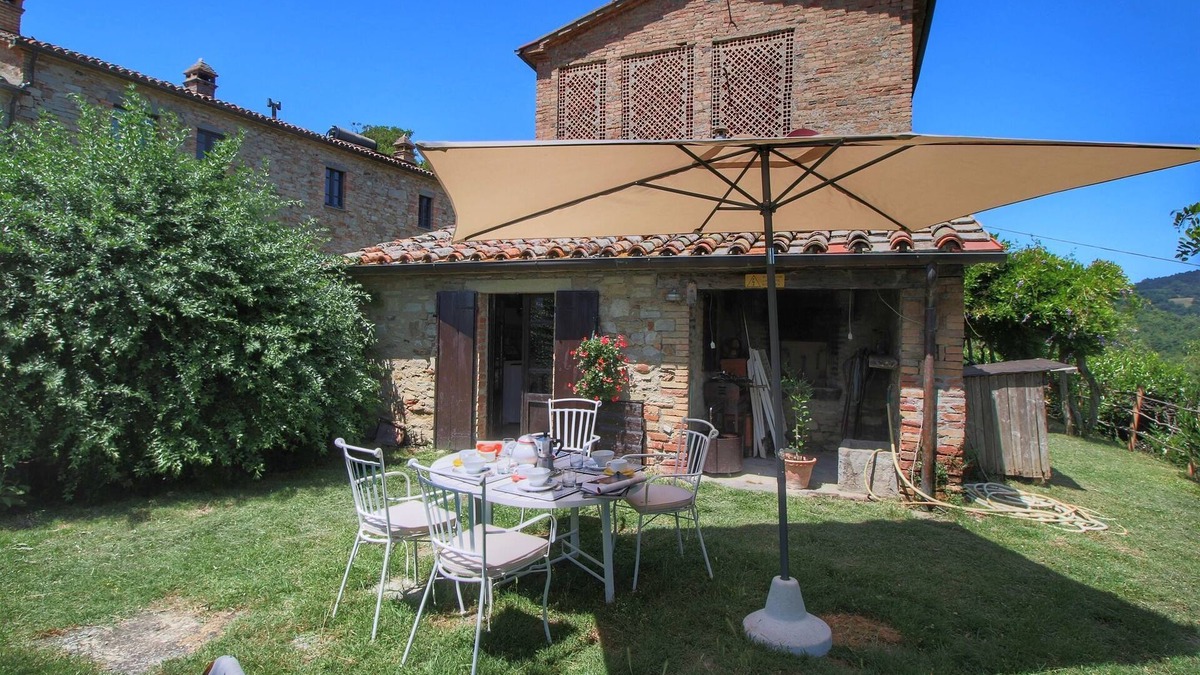 Umbertide Other | Farmhouse in Umbertide near Lake Trasimeno
