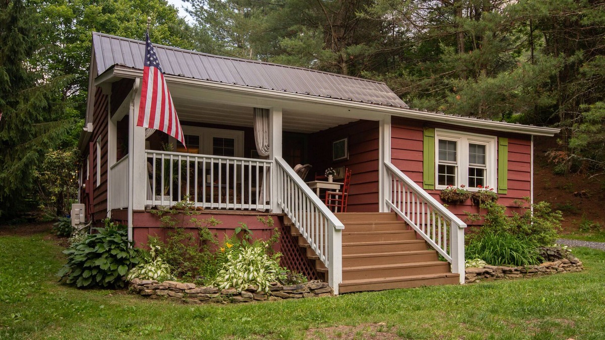 Laurel Springs Other | Farmhouse on Little Peak Creek Farm!