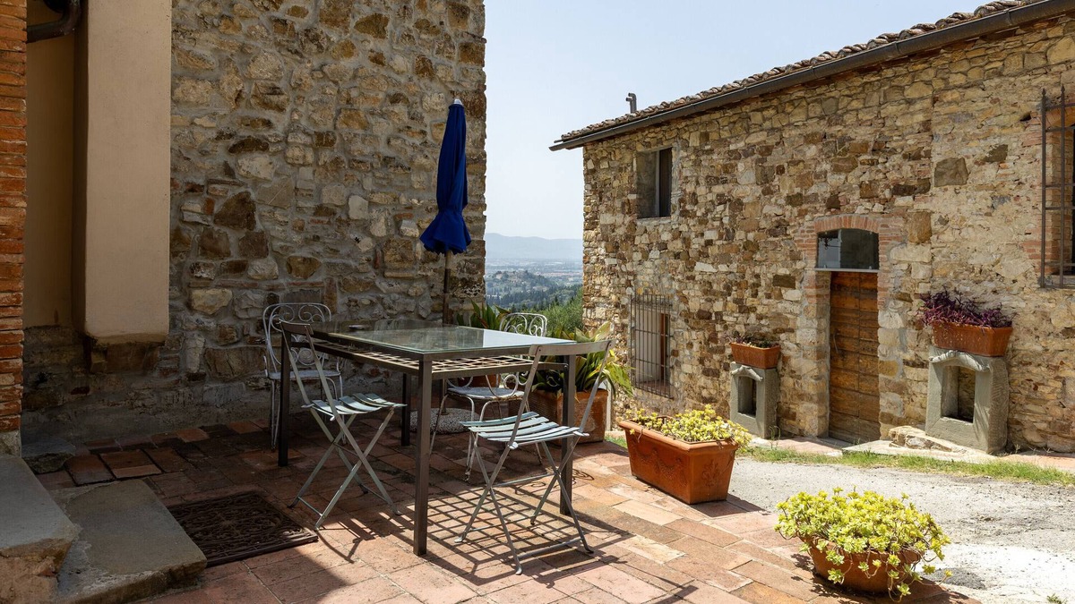 Calenzano Other | Farmhouse "Poggio alla Pieve - Rosso" with Shared Pool & Wi-Fi