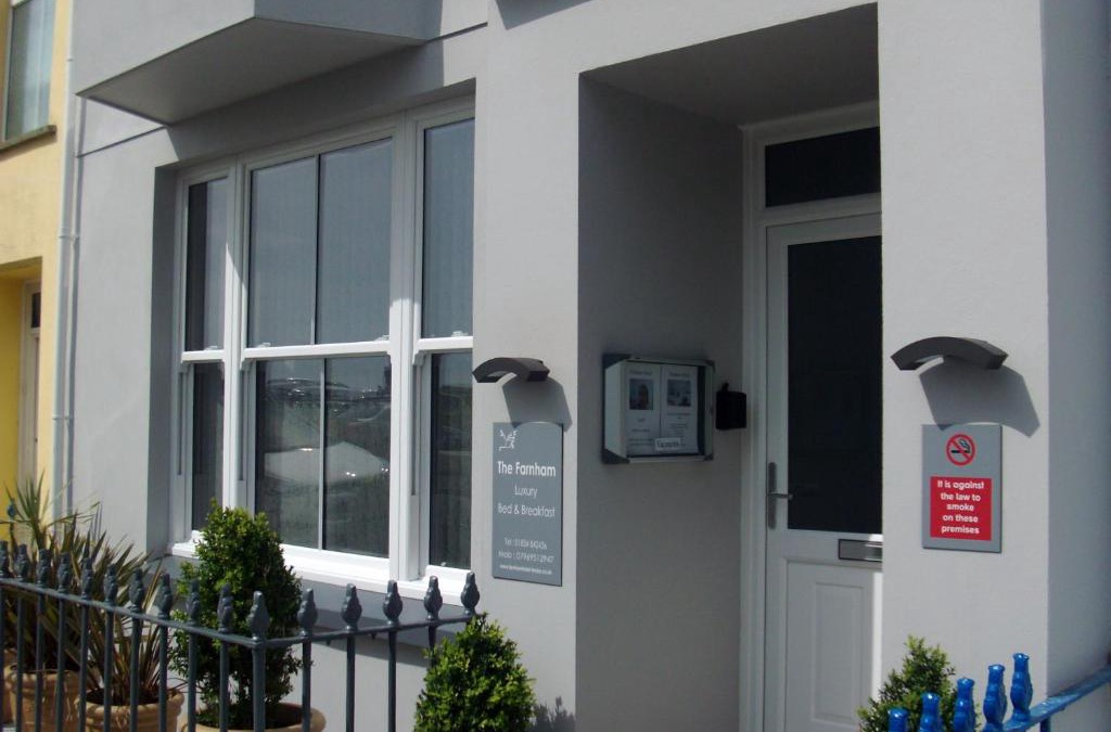 Tenby House | Farnham Hotel