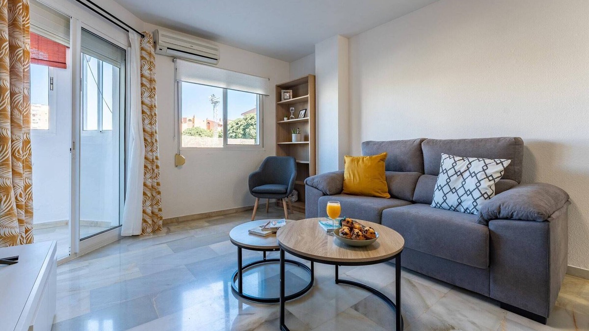 Benalmadena Costa Apartment | Faro's Arroyo de la Miel Apartment in Malaga