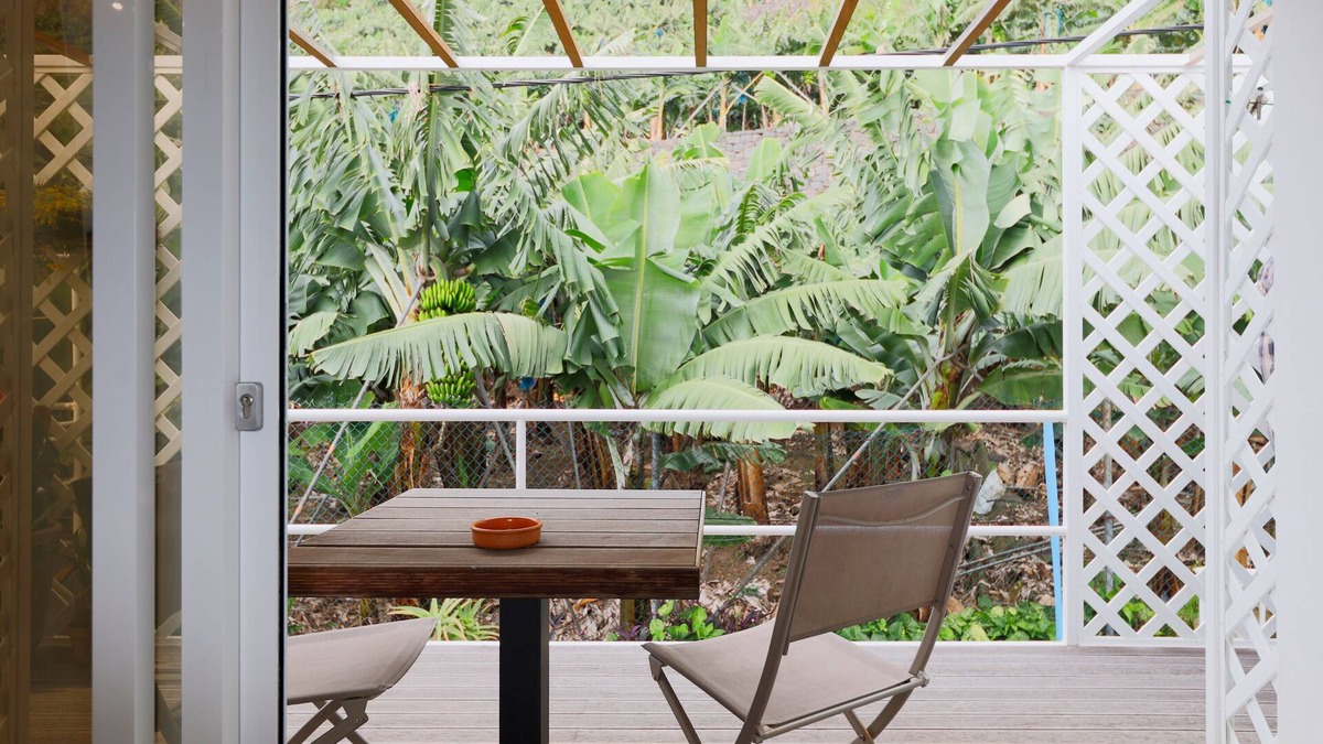 Ponta do Sol Apartment | Farol Studio, One step away from the ocean