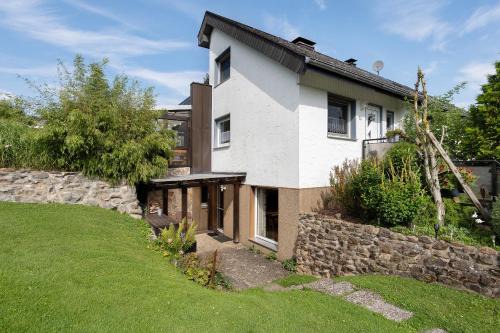 Eimelrod Apartment | Faustmann