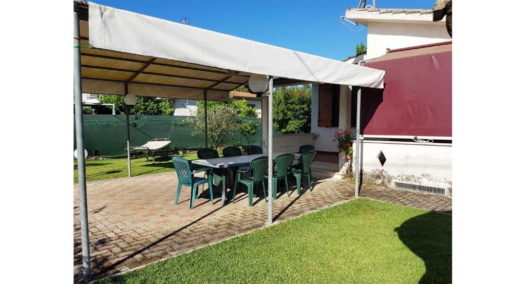 Fondi Villa | 'FAUSTY' - Villa 4/6 posti a 300 mt dal mare