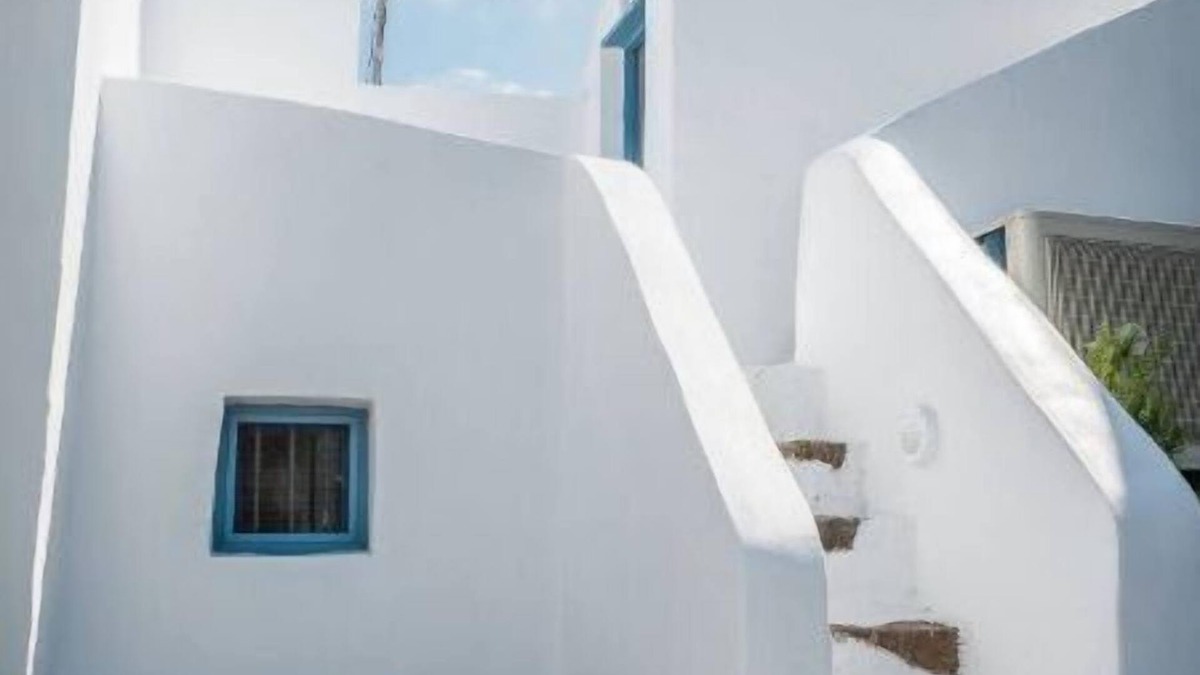 Finikia House | Fava Eco Suites - Master Suite with Outdoor Private Jetted Tub