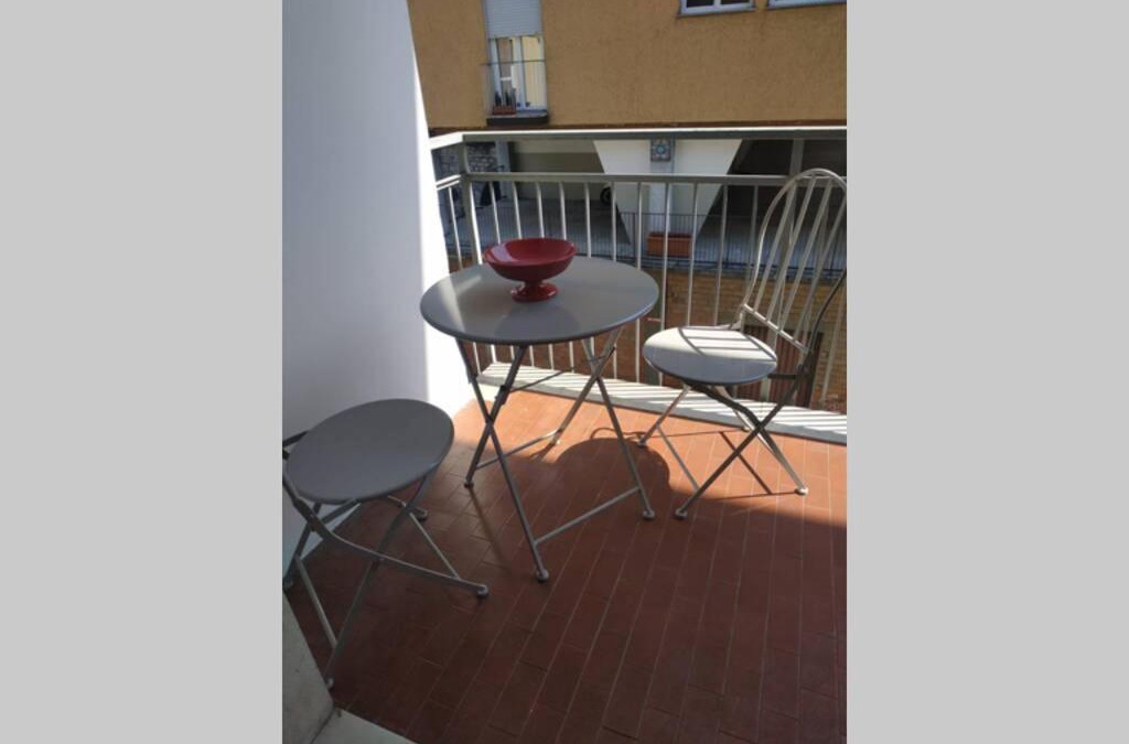 Lovere Old Town Apartment | Feel at Home - CASA LA POSTA