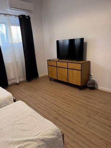 Balcesti Apartment | FeliX