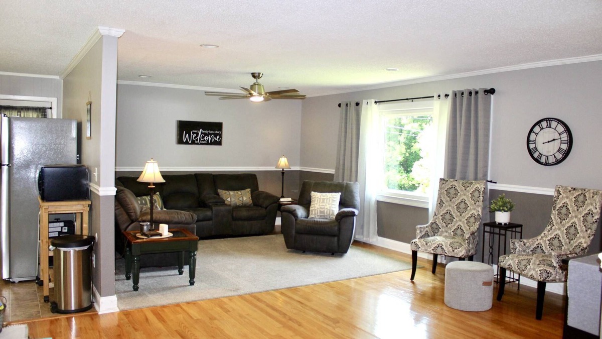 Lookout Valley Neighborhood Association House | Fenced yard - 10 minutes to Downtown-Lookout Mountain-hiking-biking-hang gliding