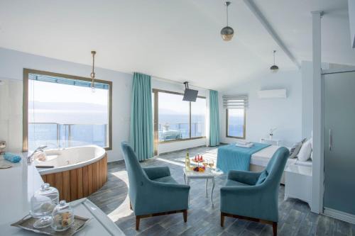 Cesme Hotel | Fener Hotel Café & Kahvalti