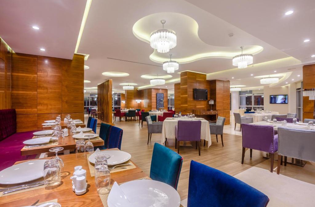 Ben ʼAknoun Hotel | Ferdi Lilly