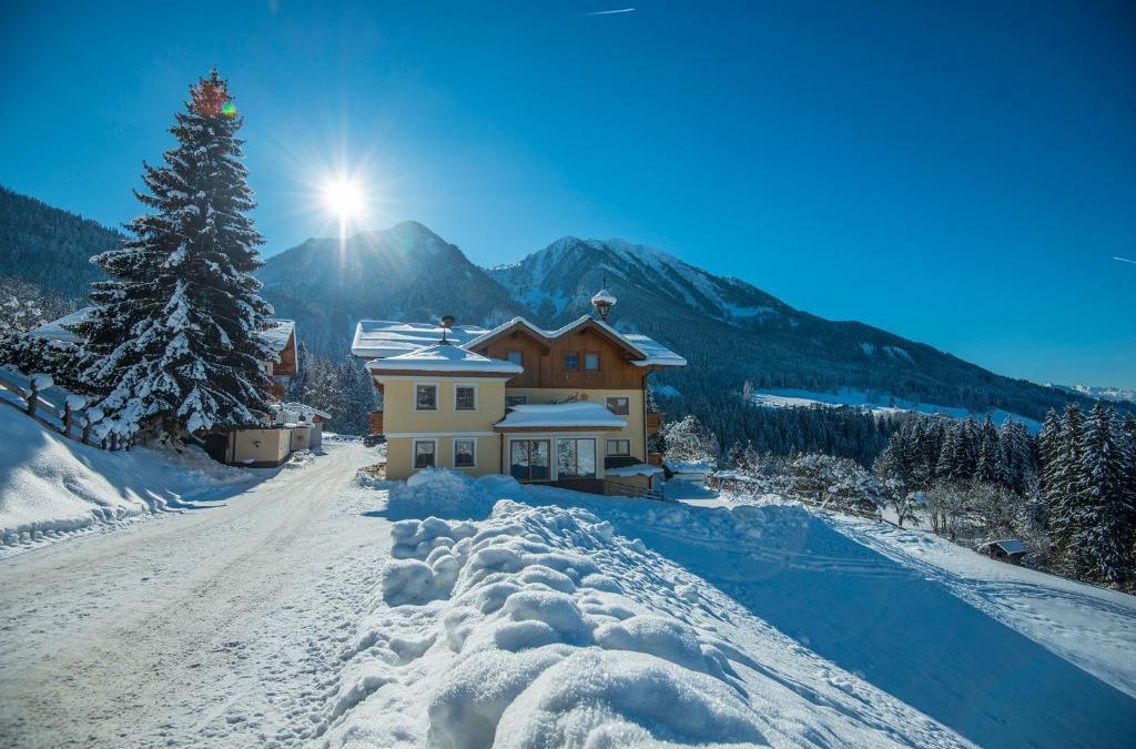 Alpendorf House | Ferien Bauernhof Maurachhof