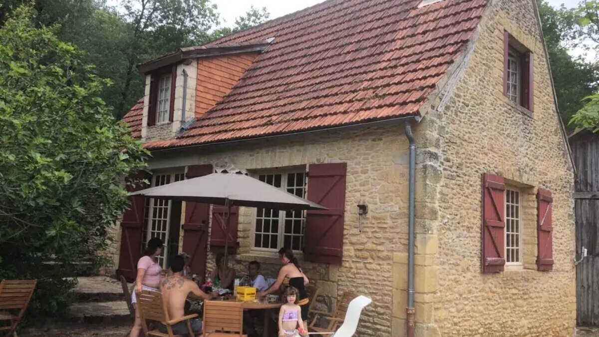 Thonac Villa | Ferienhaus 4 Zimmer 6 Personen + TV