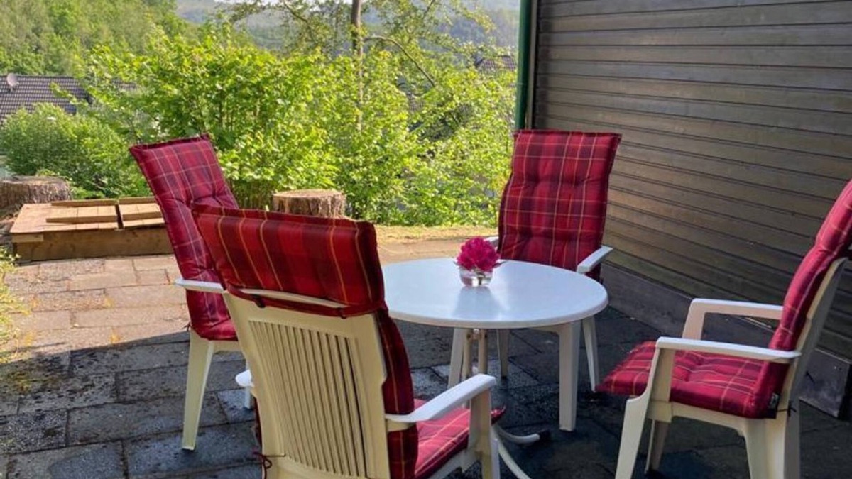 Niederdreisbach Apartment | Ferienhaus/ehem. Jagdhütte Held - Ferienhaus/Ehem. Jagdhütte Held