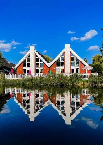 Wendisch Rietz House | Ferienhaus mit Wasserterrasse - mit Sauna und Kamin - inklusive Nebenkosten
