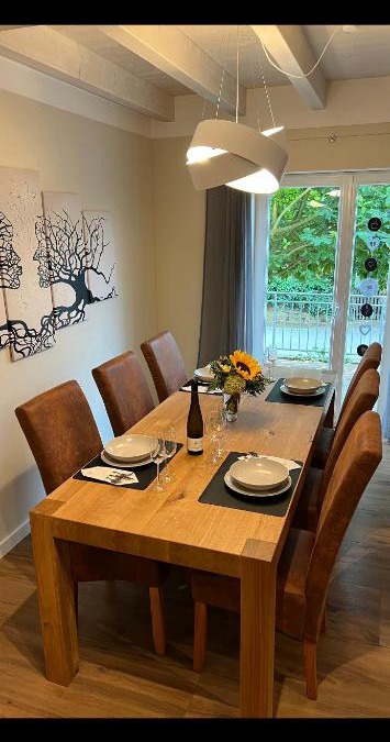 Koppelberg Apartment | Ferienhaus Moselhöhe - 2023 neu renoviert, mit Design-Ausstattung & großem Garten