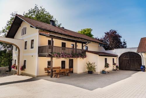 Windorf House | Ferienhaus Schmiedehof