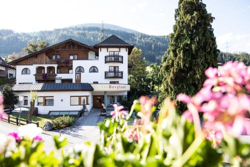 Wald Hotel | Ferienhotel Bergland