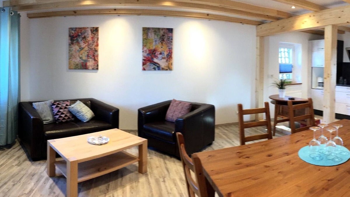 Brandau Apartment | Ferienwohnung 1: 140m² - bis 7 Personen/Fewo Naumann